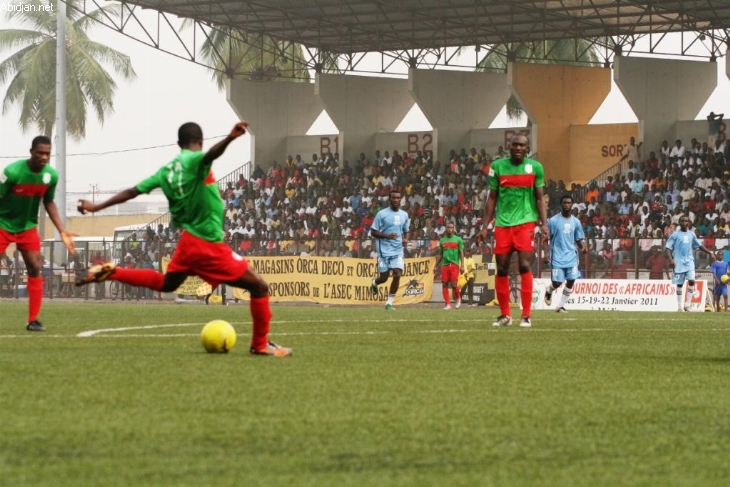 Football - hospitalisé depuis un moment / Stella : il faut sauver Wollé Basile